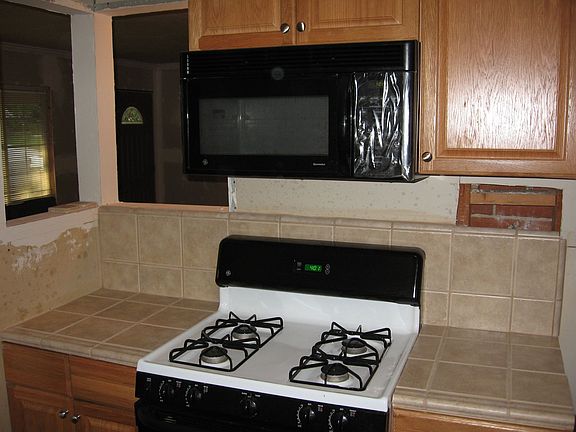 NEW STOVE/MICRO