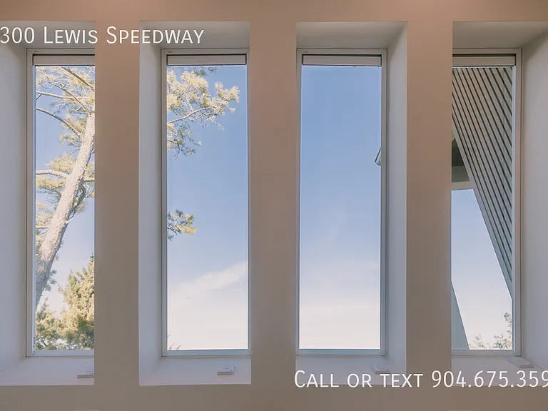 3300 Lewis Speedway St — Photo 10