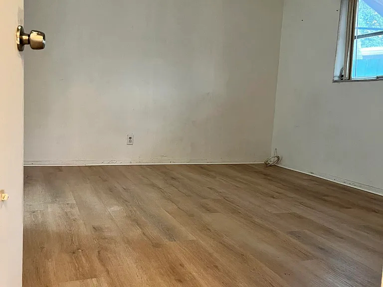 1650 NW 43rd St — Photo 7