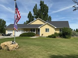 101 Pa Gari Dr, Worland, WY 82401