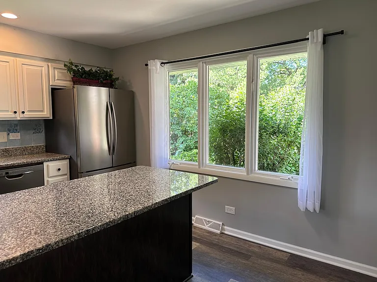 7030 Plymouth Rd — Photo 10