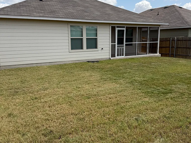 712 Taggart Trl — Photo 26