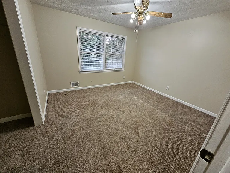 3460 Hickory Crest Dr NW — Photo 11