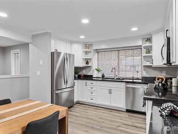 5th image of 6424 162nd Street Ct E
