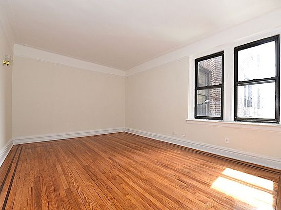 2nd image of 25-90 35th St Unit 4F