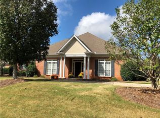 139 Prathers Lake Dr, Auburn, AL 36830