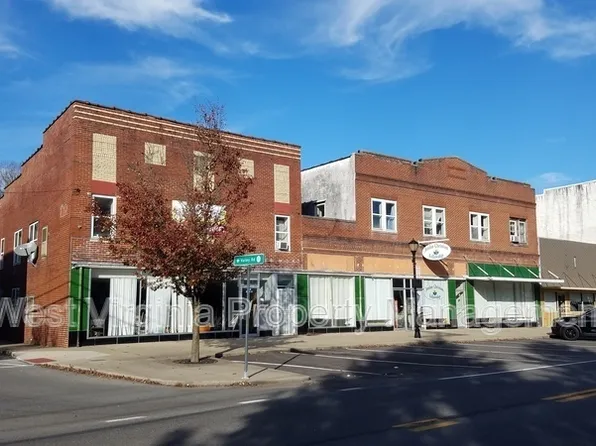 200 Main St APT 206, Sophia, WV 25921