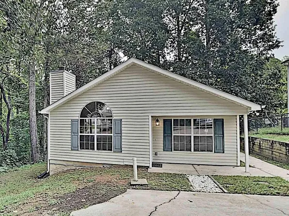9120 Century Trl, Gainesville, GA 30506