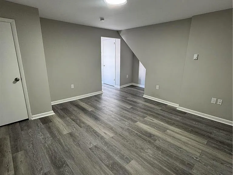 702 Walnut St #2 — Photo 2