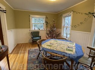 27 Nash Pl, Burlington, VT 05401