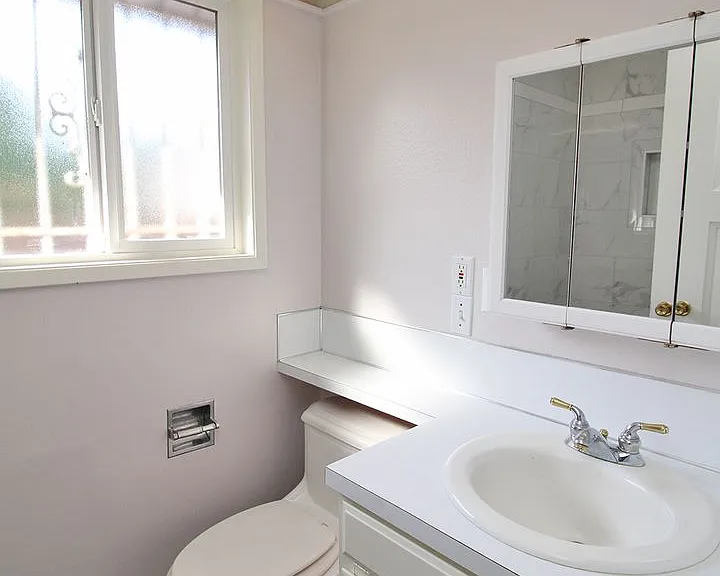 5536 SE Harlow St — Photo 20