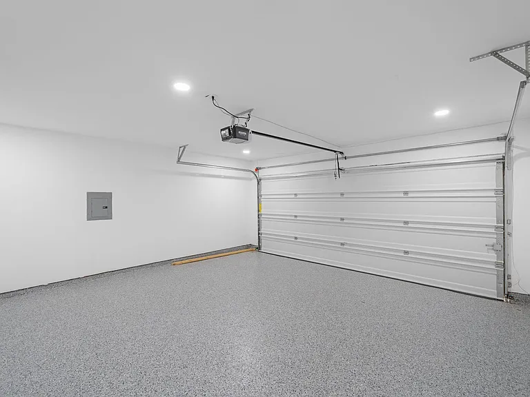 3910 Crystal Pass Ct — Photo 15