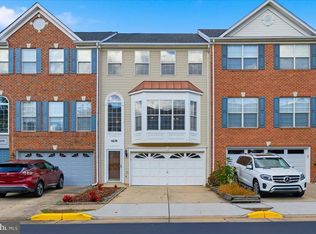 6636 Hunter Creek Ln, Alexandria, VA 22315