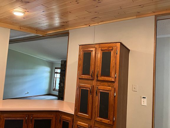 2nd image of 2450 Beech Dr #185