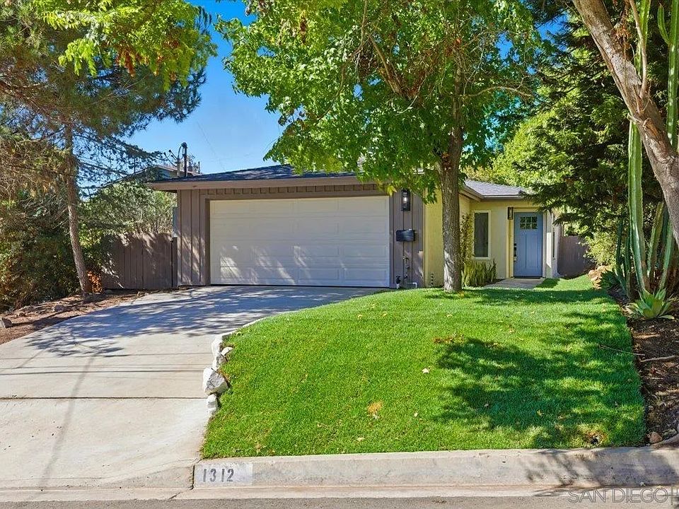2nd image of 1312 Portola Ave