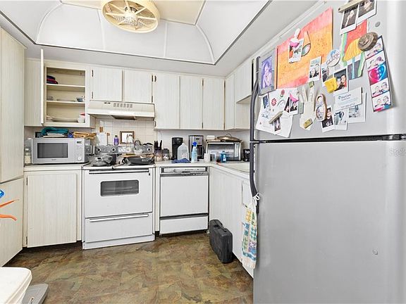 3rd image of 2616 Cove Cay Dr Unit 202