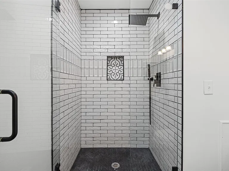 7432 Azalea Ct — Photo 12