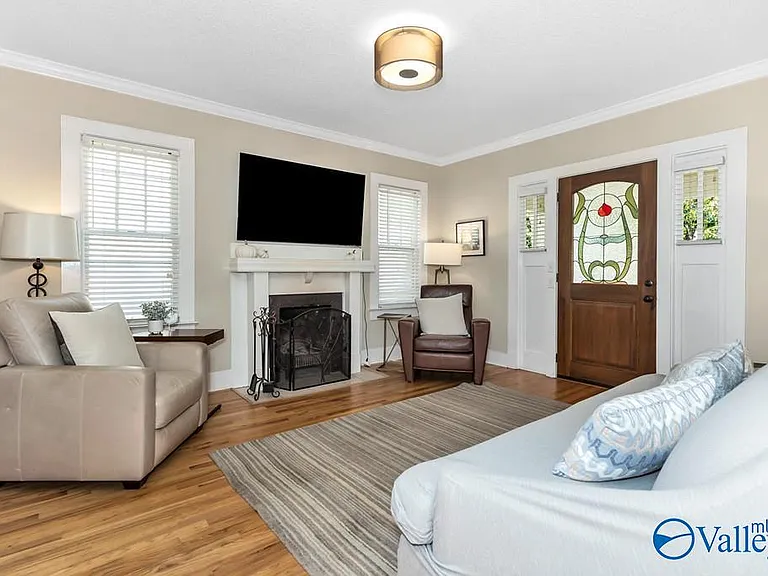 1410 Ward Ave NE — Photo 5