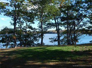 590 River Rd, Cushing, ME 04563