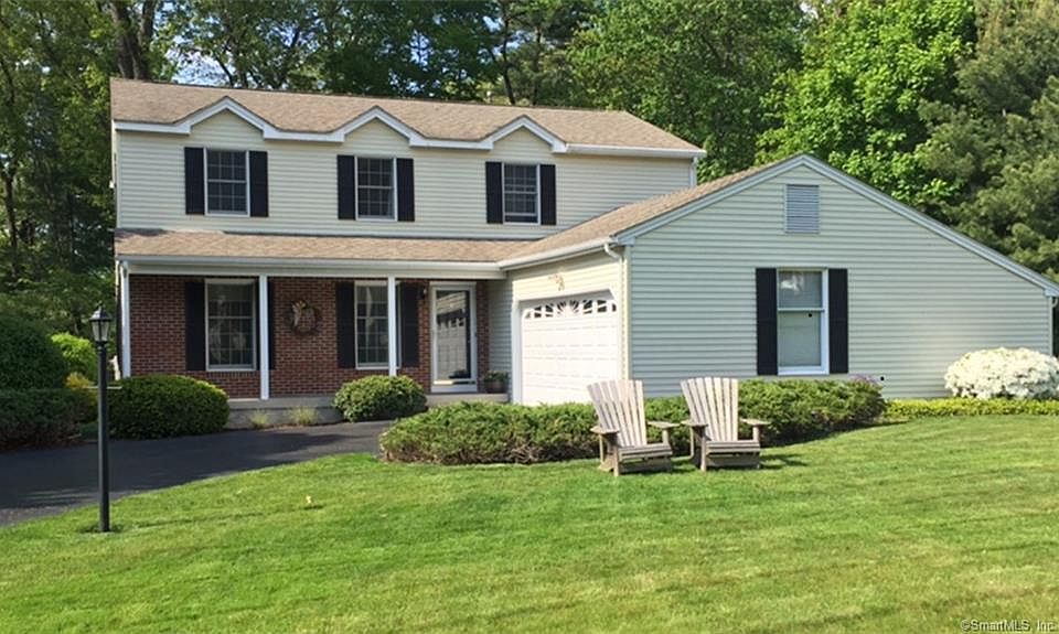 1st image of 176 Lincoln Dr