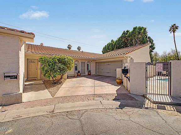 2nd image of 2623 E ROMA Avenue