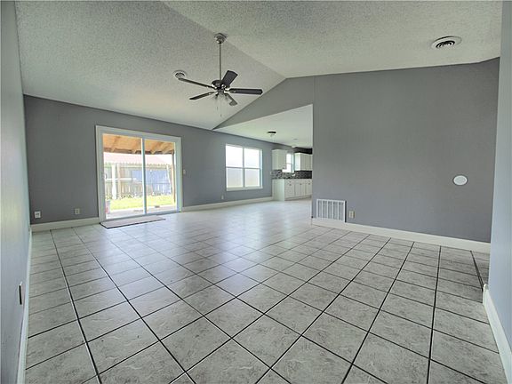 3rd image of 2316 S 17th Pl
