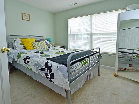 5th image of 4318 Normandy Ct