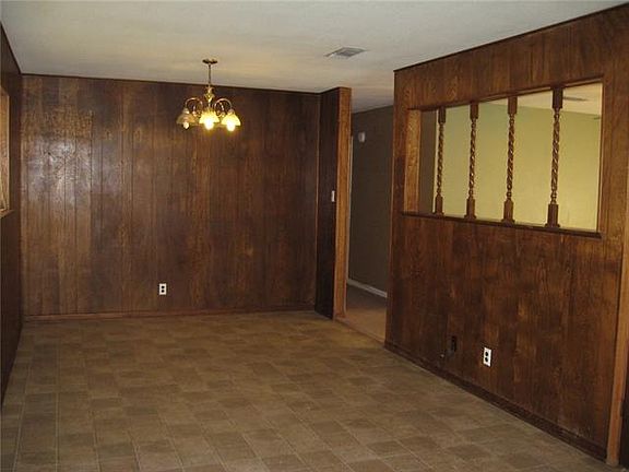 5th image of 3922 Crestridge Dr
