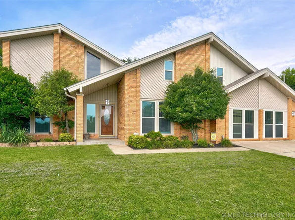 225 Thompson Dr, Ada, OK 74820