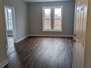 5400 W Fulton St #2, Chicago, IL 60644