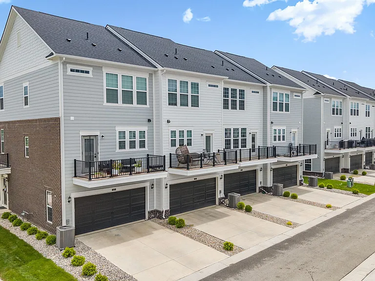 14565 Pomona Ln — Photo 49
