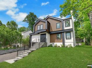 279 Jefferson Ave, Cresskill, NJ 07626