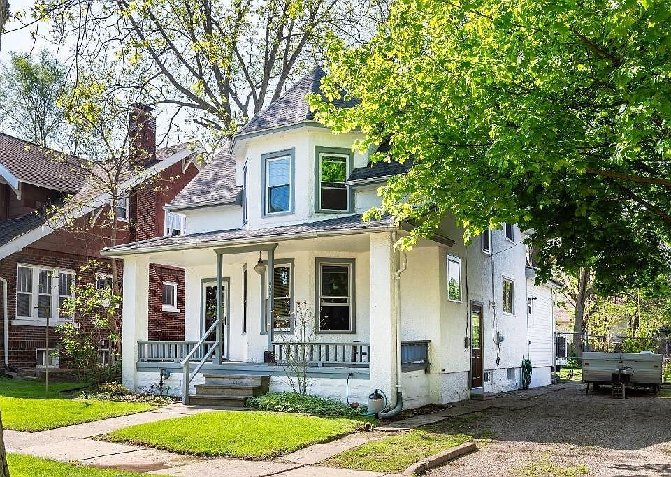 1st image of 909 Sheridan St