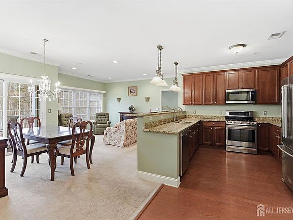 4th image of 8323 Falston Cir