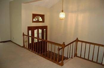4th image of 2206 Trafalgar Ct
