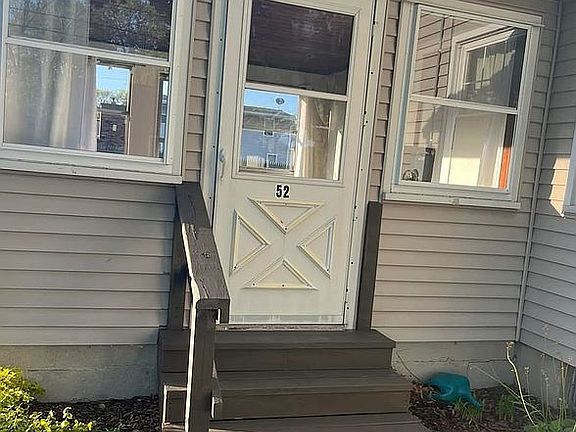 Entrance to 3 season porch