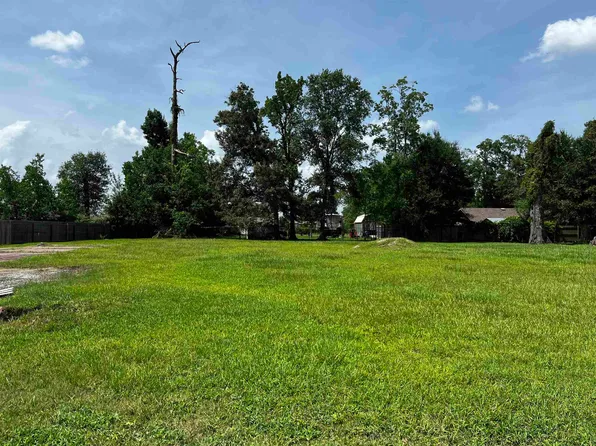 2211 Division Rd, Sulphur, LA 70663