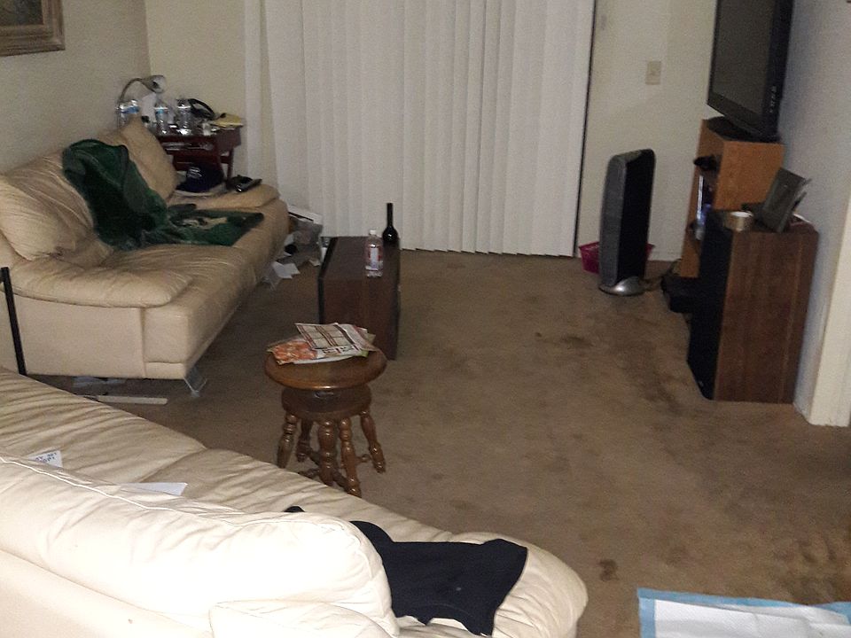 1st image of 203 Riverwood Ct