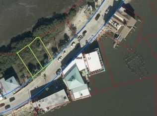  Dock St, Cedar Key, FL 32625