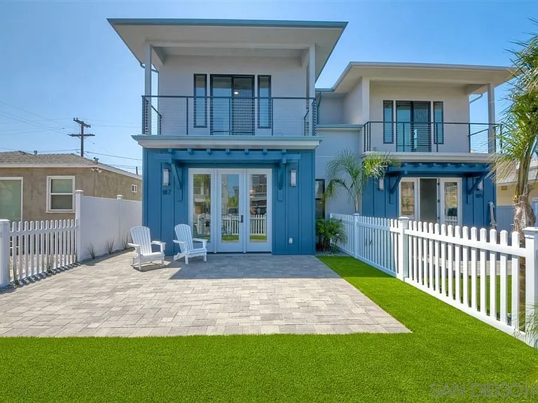 187 Daisy Ave — Photo 2