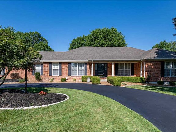 4th image of 12307 Fox Ct