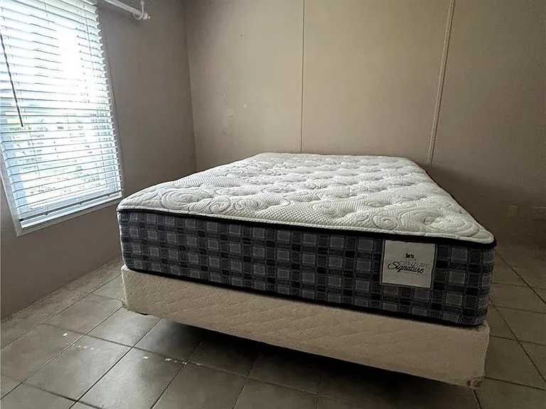 130 Grassy Key Ln #37 — Photo 12
