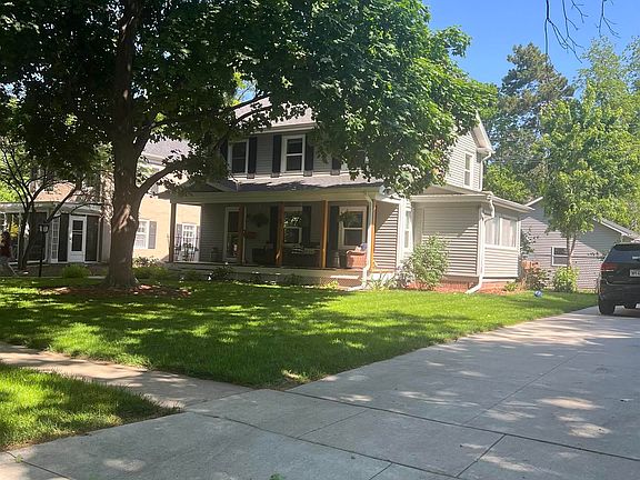 3rd image of 3810 Dudley St