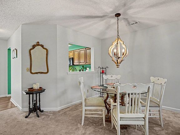 5th image of 4396 Baldwin Ave. #94