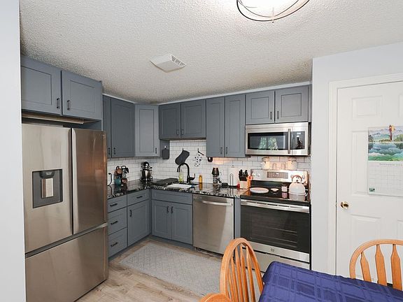 2nd image of 7 Northbrook Drive #704