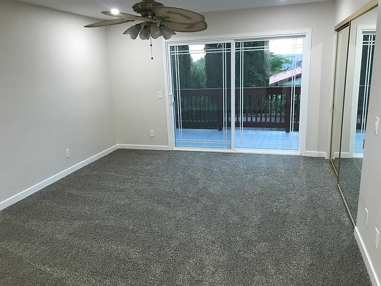 2819 Gus Ct — Photo 38