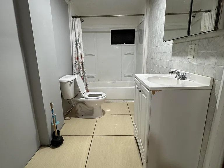 618 Deacon St — Photo 11