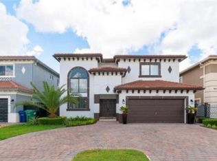 16588 SW 44th St, Miami, FL 33185