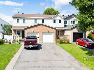 53 Kimbolton Cres, Ottawa, ON K2K 2S4