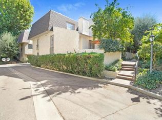 6121 Shoup Ave, Woodland Hills, CA 91367